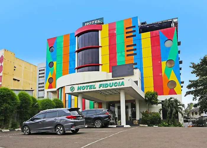 Super Oyo Townhouse Oak Hotel Fiducia Serpong