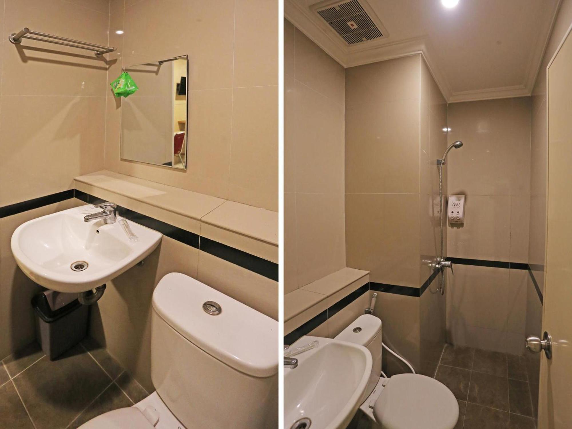 Super Oyo Townhouse Oak Fiducia Hotel 3*